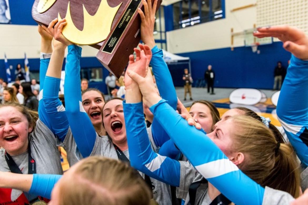 VIU Mariners Women's Volleyball team gold at nationals