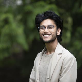 Headshot of Siddhanth Arikari 