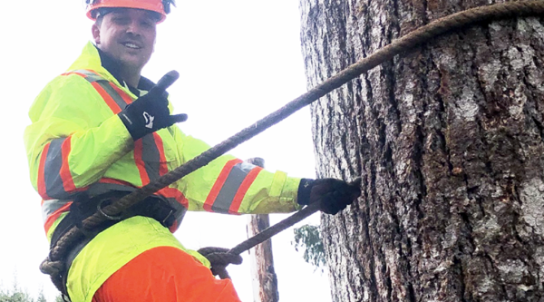 Adam Klassen in the Fundamentals of Forestry Harvesting (FFHP) program