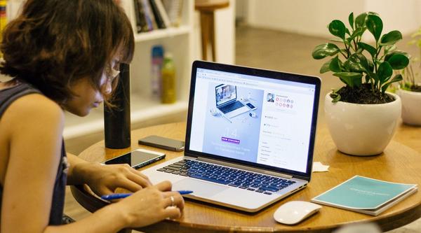 Student in front of a laptop