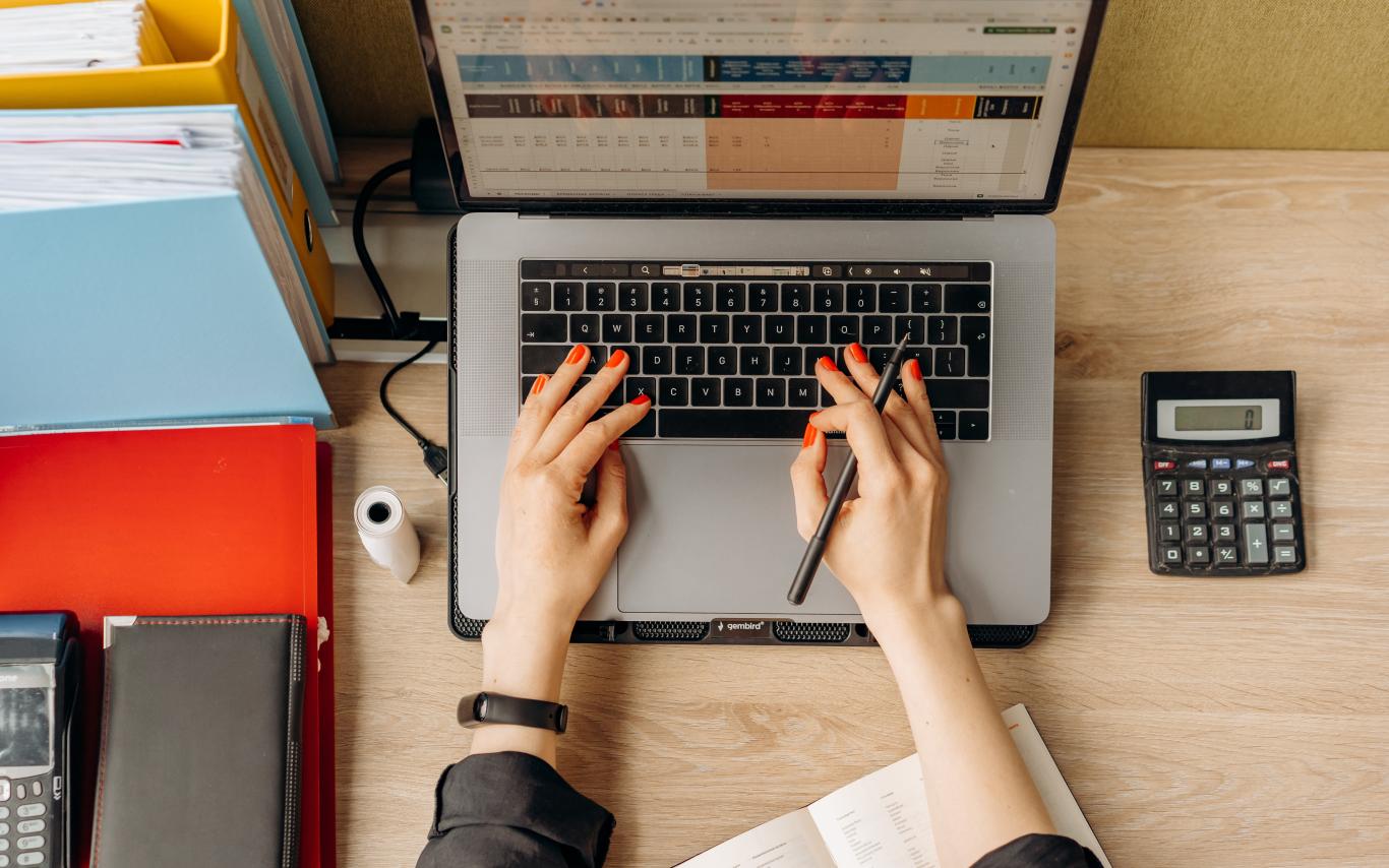 computer, hands typing, calculator